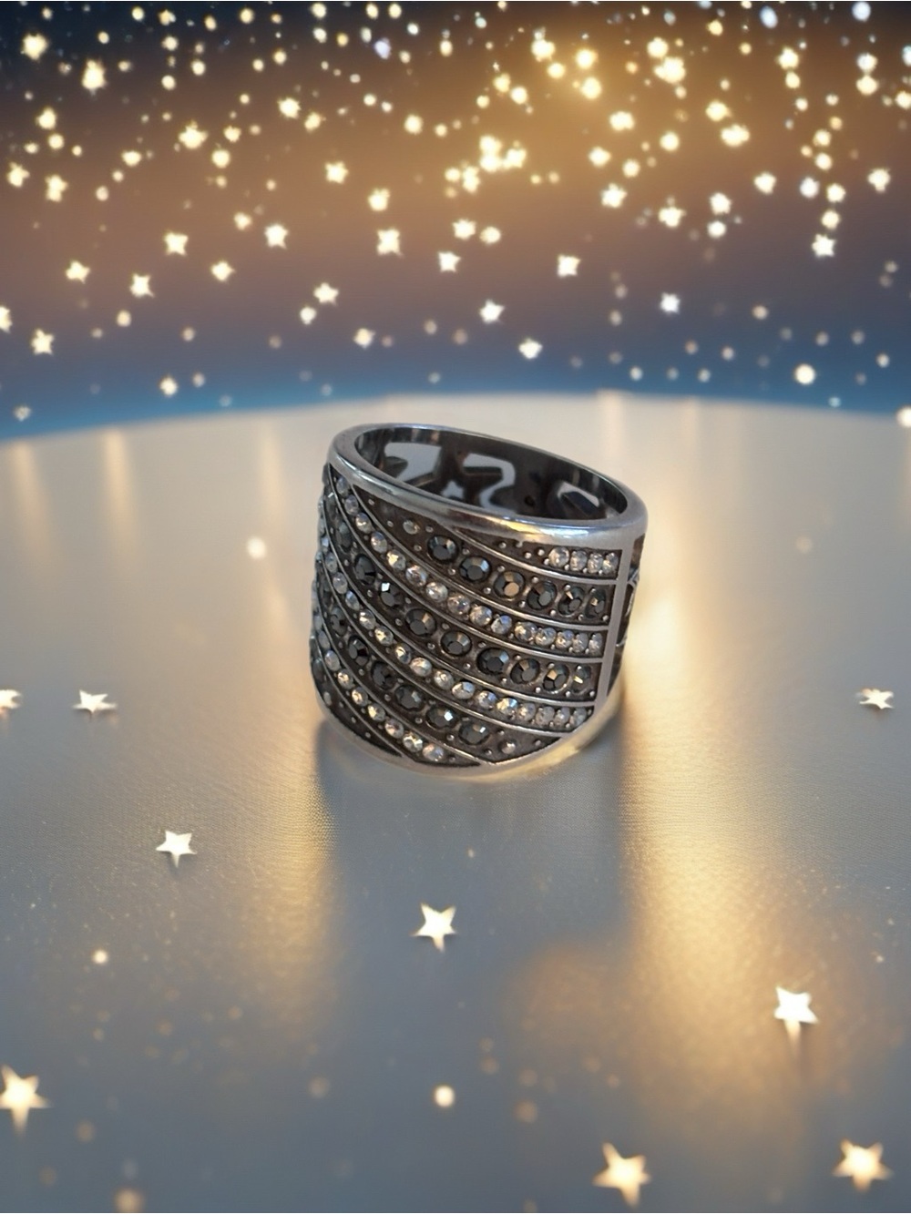 Brighton Starlight Silver Clear & Black Crystal Wide Ring Size 9.